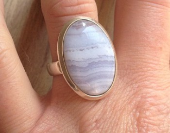 Zilveren edelsteen ring met ovale blauw Lace Agaat maat 18 mm
